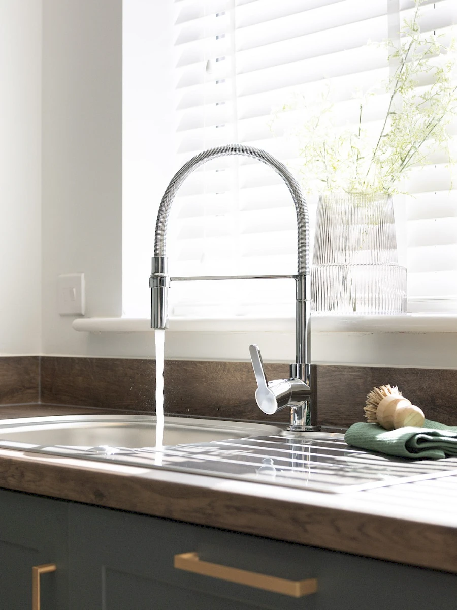 Kitchen tap running water